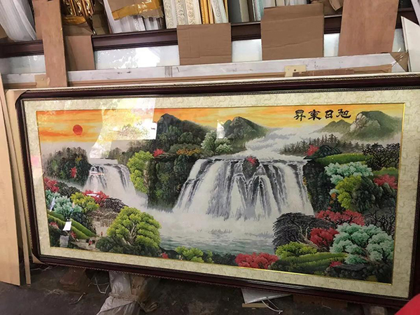 Xưởng đóng khung tranh thêu chữ thập giá rẻ 2 tranh chu thap mau so 2