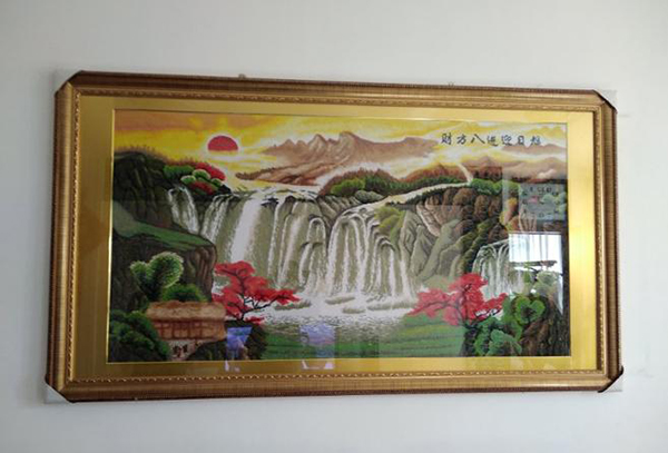 Xưởng đóng khung tranh thêu chữ thập giá rẻ 6 tranh chu thap mau so 6