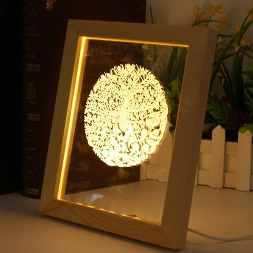 khung tranh den led 1235