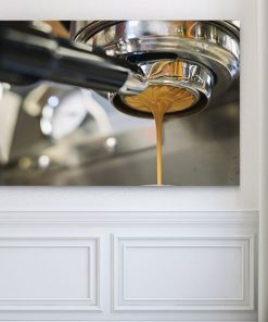 Máy pha cafe capuchino đang hoạt động TT3441